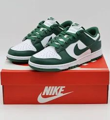 Nike Dunk Low Sneakers